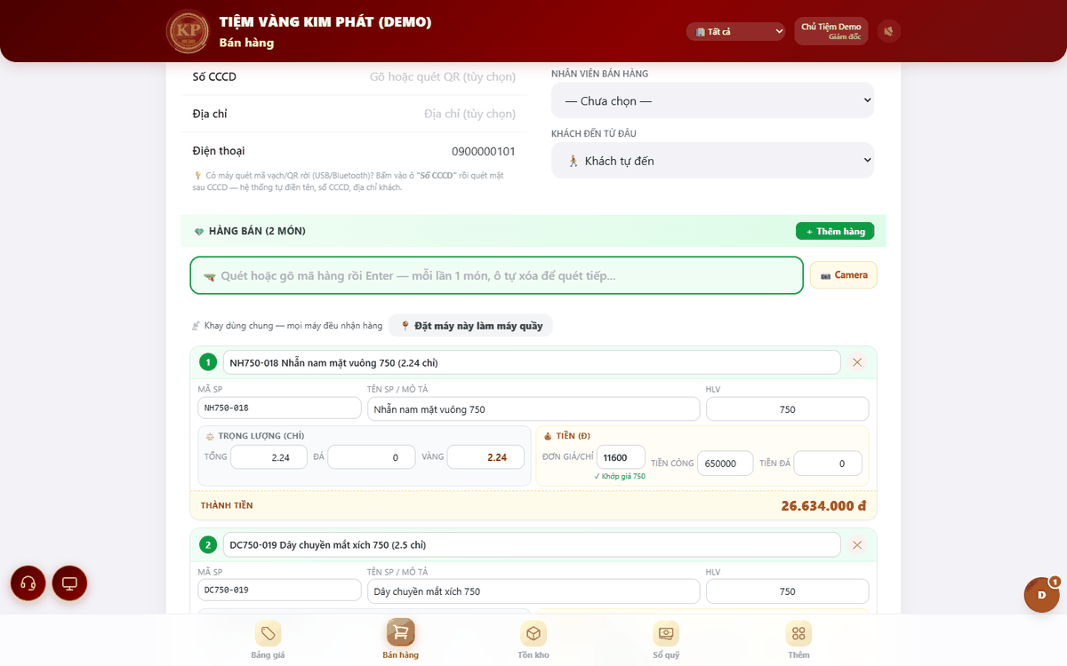 Màn hình bán hàng VangPOS đang lên một hóa đơn hai món vàng 18K, tự điền đơn giá theo bảng giá, dữ liệu giả